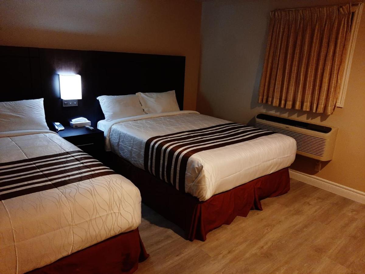 Silver Maple Motel Haliburton Exterior foto