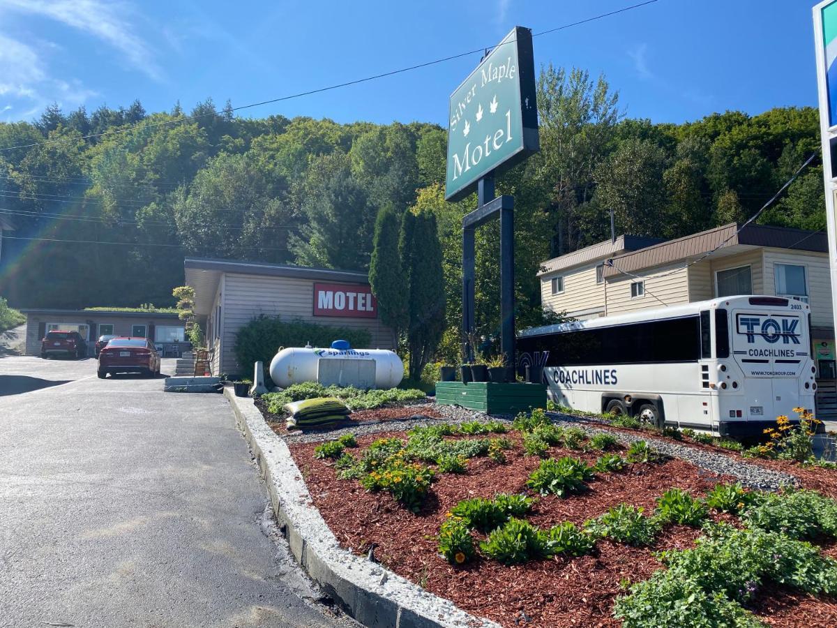 Silver Maple Motel Haliburton Exterior foto